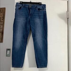 DL1961 Women's Dark Blue Cropped Jeans